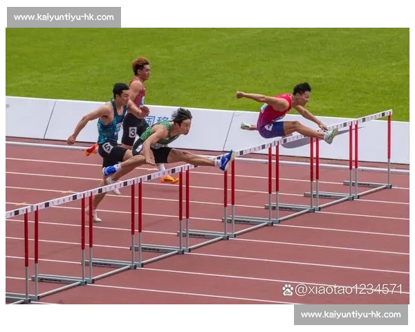 孤独的冠军之路:揭秘运动员独自训练的坚韧与突破 孤独的冠军之路:揭秘运动员独自训练的坚韧与突破