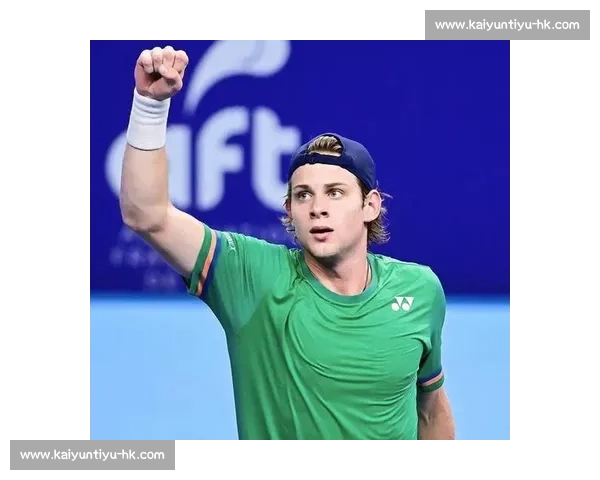 贝尔赫斯直落两盘横扫奥佩尔卡，强势晋级巡回赛决赛