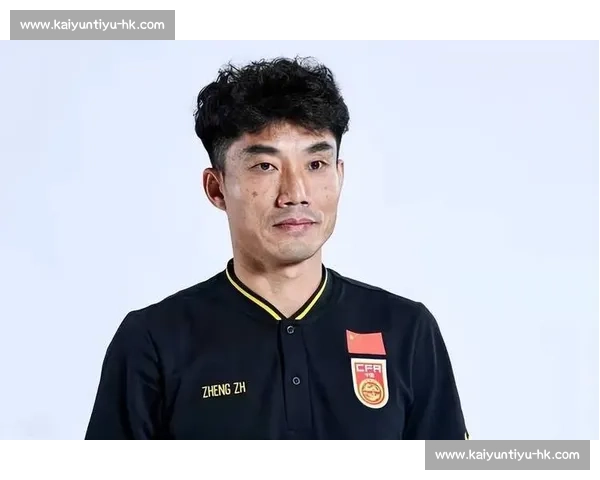 国足选帅开启年轻化转型，东亚杯启用过渡教练组