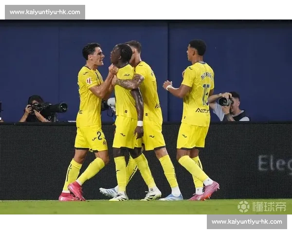 帕尔马总监回应莱昂尼转会风暴：留队才是 18 岁新星最优解