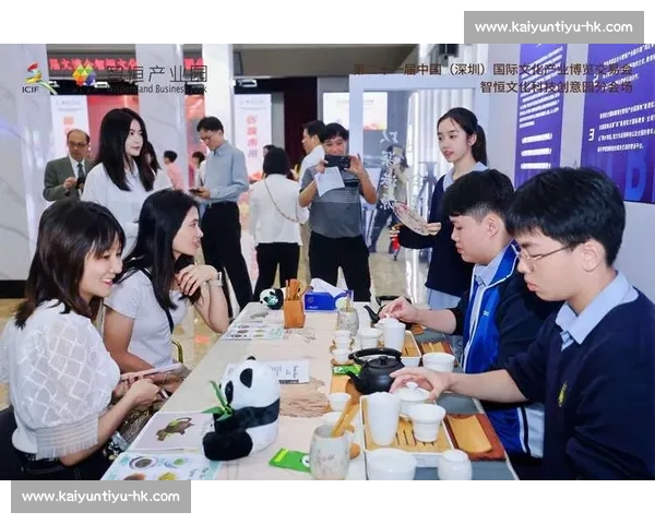 围棋跨界高尔夫首冠诞生 中老铁路架起文化新桥梁 围棋跨界高尔夫首冠诞生 中老铁路架起文化新桥梁