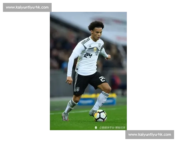 拜仁世俱杯生死战前陷雷暴困局!奥兰多机场滞留超 1 小时,将帅齐心破局待飞 拜仁世俱杯生死战前陷雷暴困局!奥兰多机场滞留超 1 小时,将帅齐心破局待飞