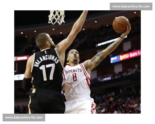 比斯利盛赞埃文斯篮板超魔兽：单场 20 板如探囊取物